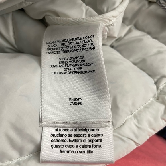 Mountain Hardware down/feather vest - Picture 11 of 11